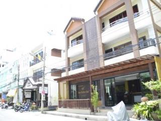 Baan Chalelarn Hotel