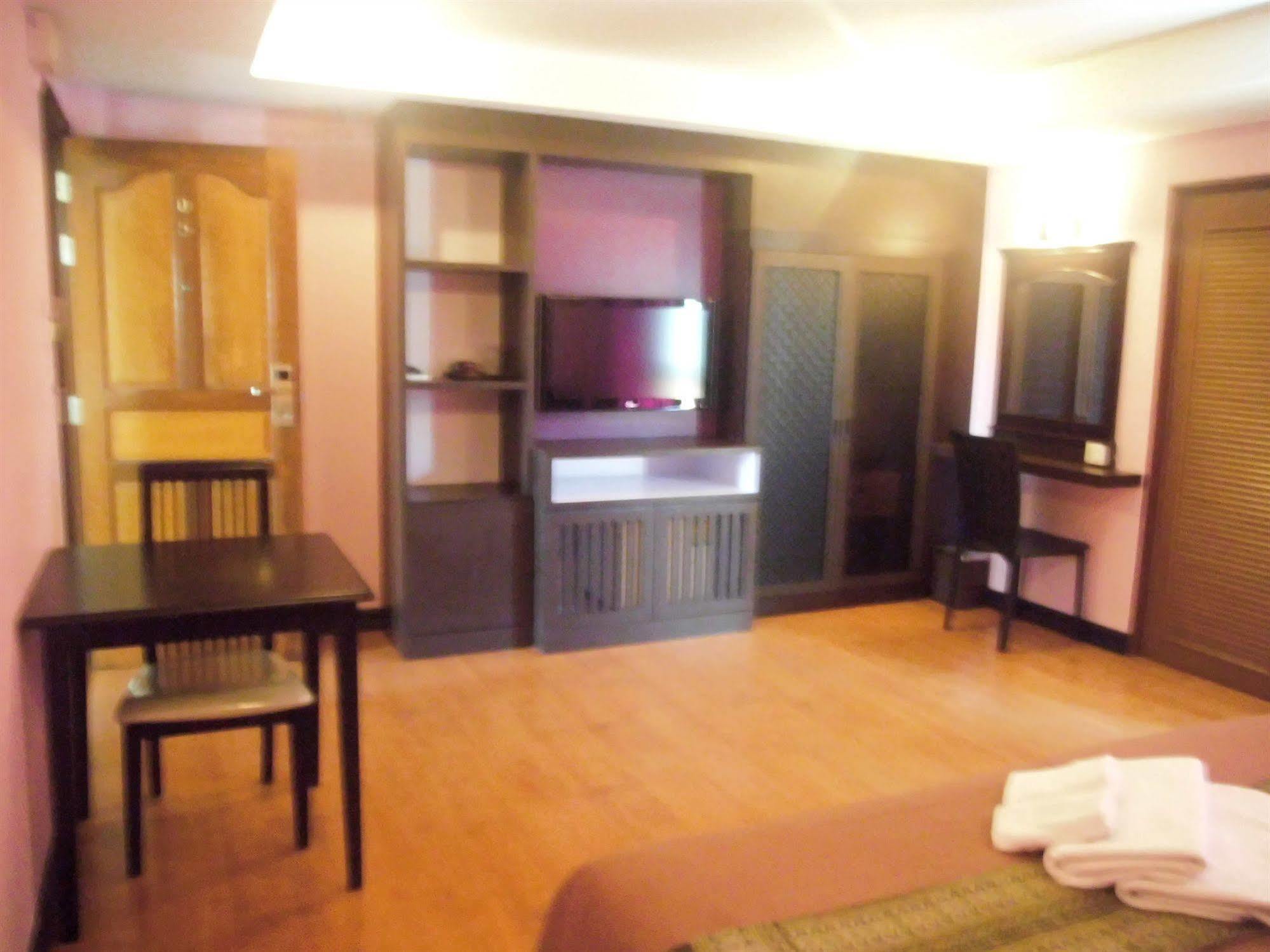 Baan Chalelarn Hotel 3*